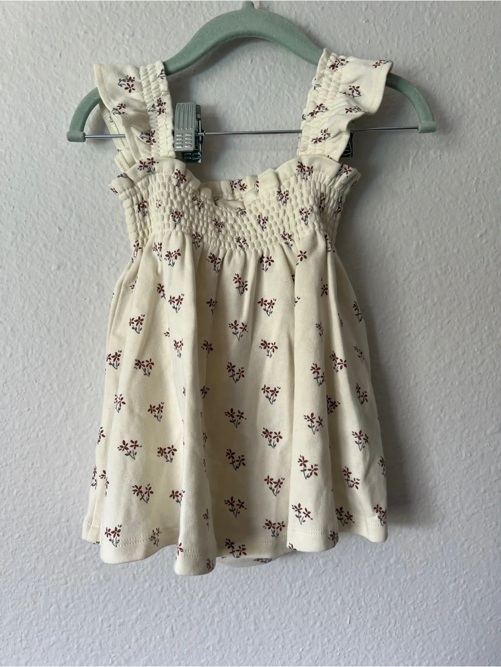 NEW QUINCY MAE smocked dress in flower 6-12 months